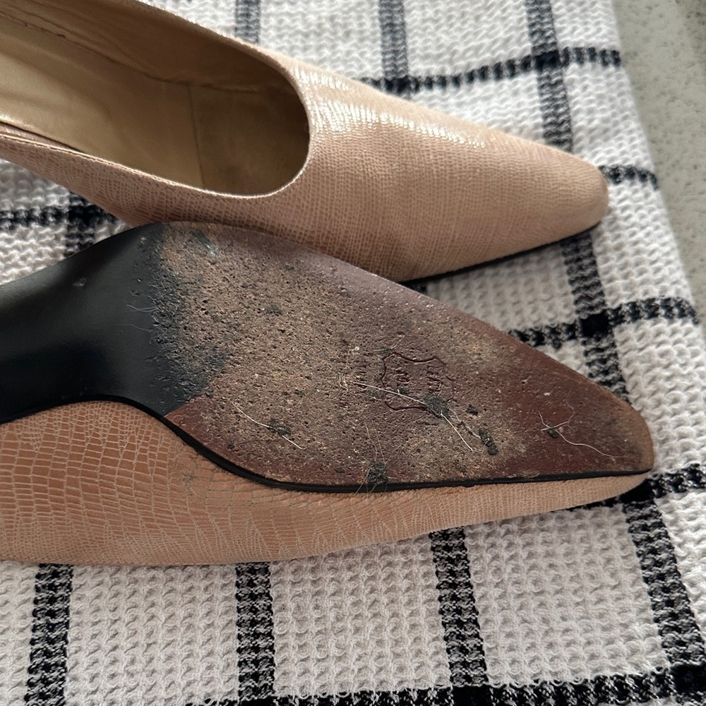 Stuart Weitzman Blush Pink Mules - Picture 4 of 5